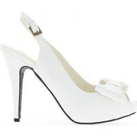 Chaussmoi White Sandals size 14cm heel and platform with node women\'s Sandals in white