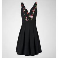 CH1900 Plunge Skater Dress