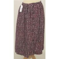 Charter Club, size M navy & rad nautical patterned skirt