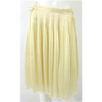 Chloe Size 6 Cream Silk Pleated Skirt