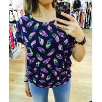 Chery feather printed tee
