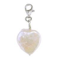 Charm Amuse Heart shaped pearl charm