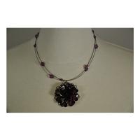 Choker-style pendant necklace. Unknown - Size: Medium - Purple - Necklace