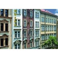 CITY CLUB