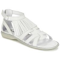 citrouille et compagnie ravipe girlss childrens sandals in white