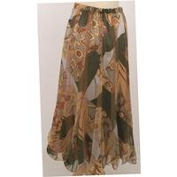 Cibi, size S brown mix patterned skirt