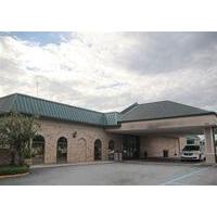 Clarion Inn & Suites and Conference Center