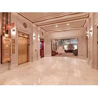 Club Quarters, Wacker at Michigan