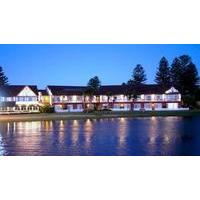 clan lakeside lodge terrigal