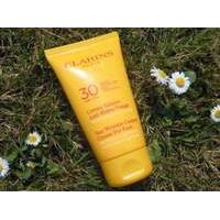 clarins sun wrinkle control cream for face high protection uvb
