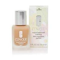 Clinique - Superbalanced Makeup 09 Sand 30 Ml.