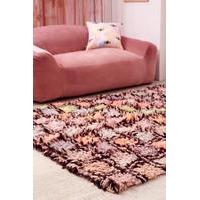 cleo checked 5x7 shag rug assorted