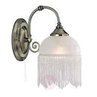 Classic, elegant Victoriana wall light