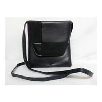 clarks black leather handbag clarks size not specified black shoulder  ...