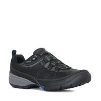 clarks mens wave pass gore tex walking shoe black black