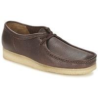 clarks wallabee mens casual shoes in brown