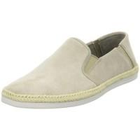 Clarks Bota Step men\'s Slip-ons (Shoes) in BEIGE