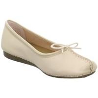 Clarks Freckle Ice women\'s Shoes (Pumps / Ballerinas) in BEIGE