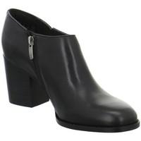 clarks othea ada womens low ankle boots in black