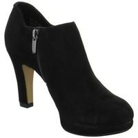 clarks amos kendra womens low ankle boots in black