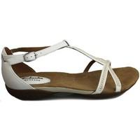 Clarks RAFFI STAR women\'s Sandals in white