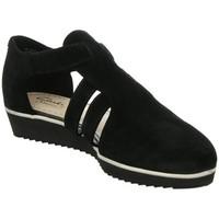 clarks compass way womens shoes trainers in black