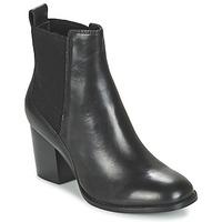 Clarks OTHEA RUBY women\'s Low Ankle Boots in black