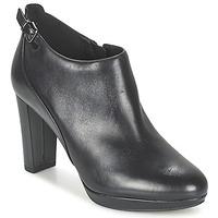 Clarks KENDRA SPICE women\'s Low Boots in black