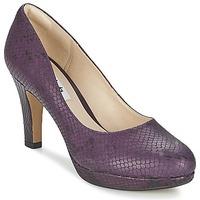 clarks crisp kendra womens court shoes in purple