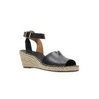 clarks petrina selma d fitting