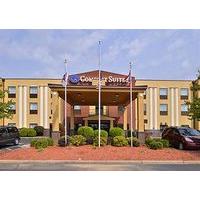 Comfort Suites East