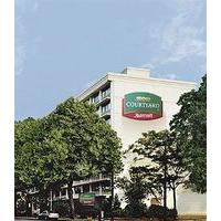 Courtyard New Haven at Yale