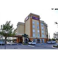 comfort suites orlando airport