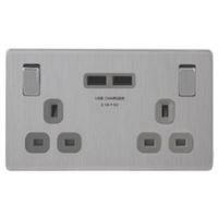 Colours 13A Switched Socket & 2 x USB