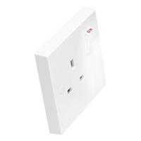 Contractor range 13A 1 Gang DP Switched Socket White - E22024
