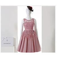 Cocktail Party Dress A-line Jewel Knee-length Tulle with Appliques / Sash / Ribbon