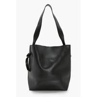 Contrast Handle Shopper - black