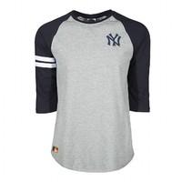 Cotton Raglan NY Yankees Tee