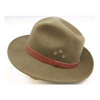 Country Gentleman - size M - khaki felt - Dickens Fedora hat - water repellent