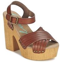 coolway cohen womens sandals in brown