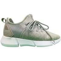Cortica Infinity 2.5 Sub Fleece women\'s Shoes (Trainers) in grey