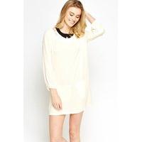 contrast cut out collar shift dress