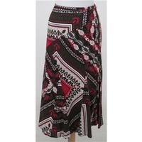 country casuals size 14 fuschia chocolate mix patterned skirt