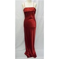 Consortium - Size: 10 - Red - Evening Gown