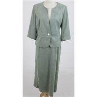 country casuals size 16 petite green skirt suit