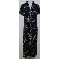 Copper nob, size 12 black floral print dress