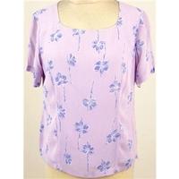 Country Casuals, size 12 pale lilac floral print top
