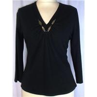 country casual size m black large sleeved top country casuals size m b ...