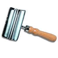 Cottage Craft Small Metal Curry Comb