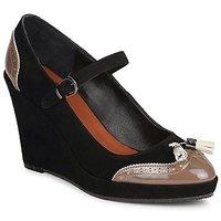 C.Petula MAGGIE women\'s Court Shoes in black